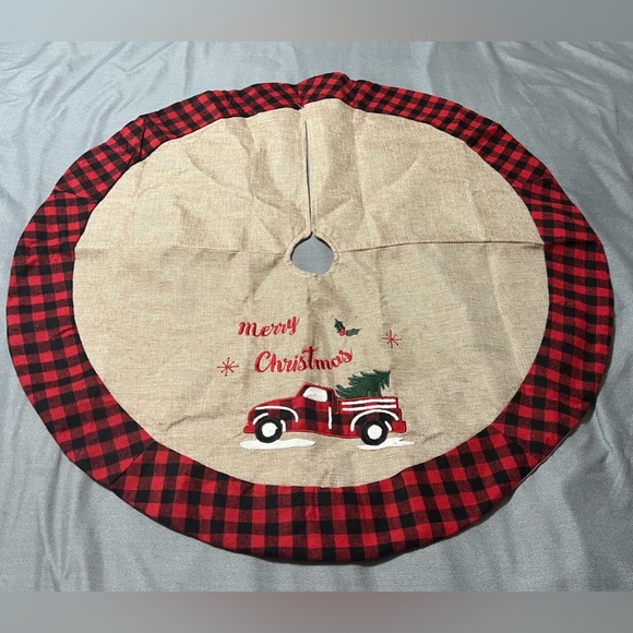 Checkered Truck Christmas Tree Skirts 33” - Picture 1 of 2